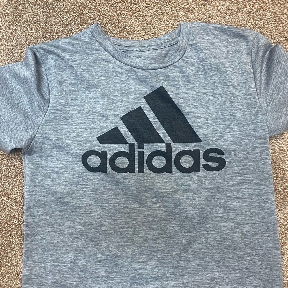 Boys adidas T shirt